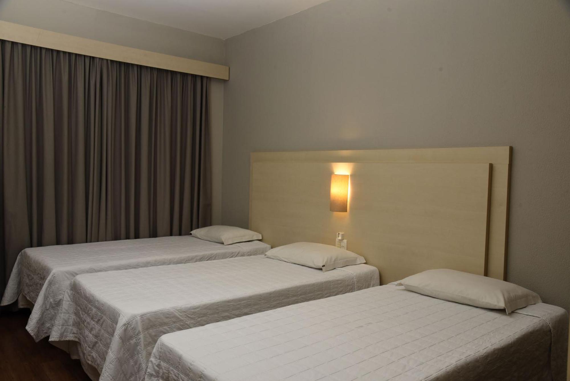 Golden Blue Hotel Londrina Room photo