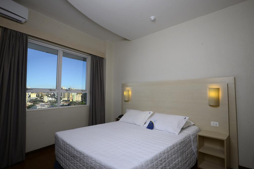Golden Blue Hotel Londrina Exterior photo